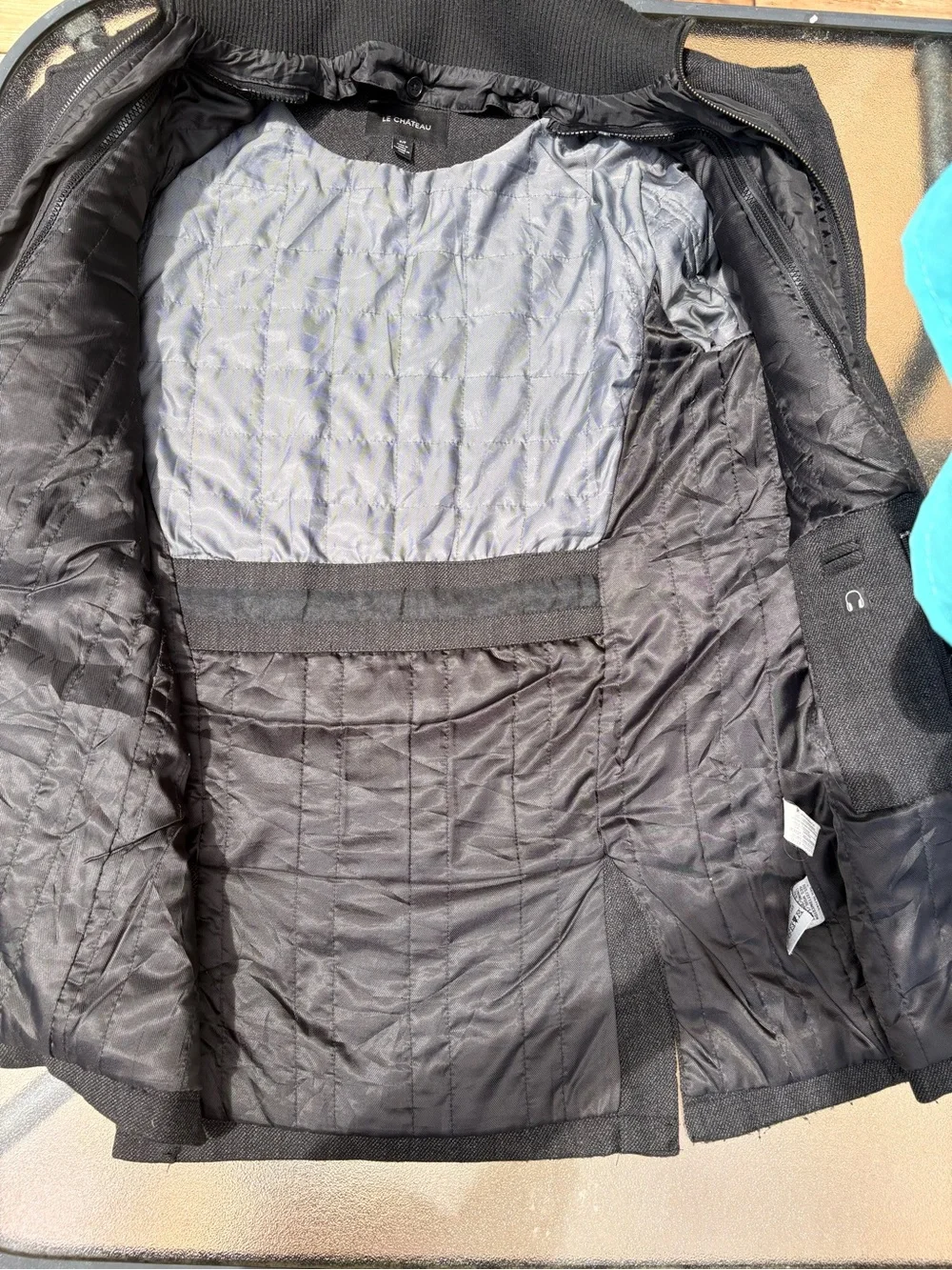 la Chateau Men's Dark Gray Wool Blend Button-Front Coat. Size small fitted. - Picture 6 of 11